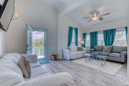 Lazy Daze is the Perfect Beach Home for your Family Vacation