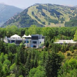 Aspen Meadows Resort in Copper Mountain