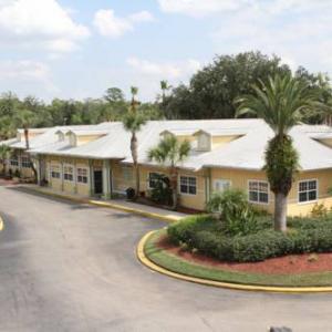 Tropical Palms Resort & Campground