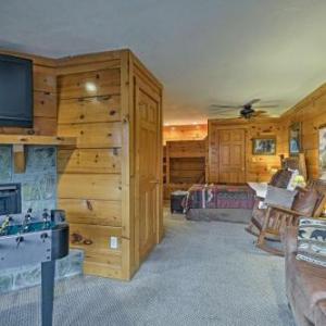Pigeon Forge Resort Studio Cabin on Dollywood Ln! Pigeon Forge