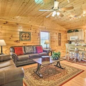 Quaint Sevierville Cabin with Hot Tub Yard and 2 Decks