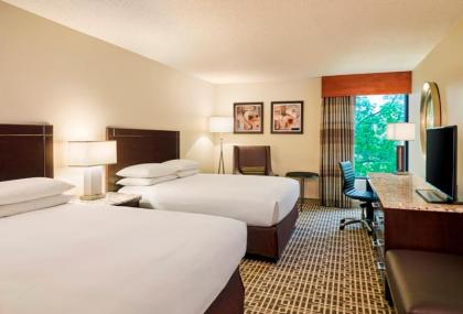 DoubleTree by Hilton Houston Intercontinental Airport - image 18