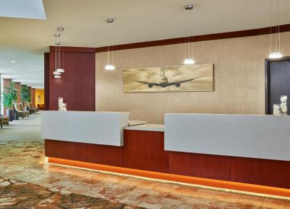 DoubleTree by Hilton Houston Intercontinental Airport - image 3