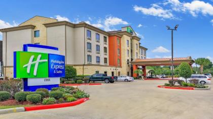 Holiday Inn Express & Suites Houston South - Near Pearland an IHG Hotel - image 1