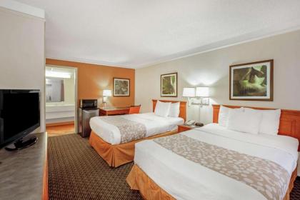 La Quinta Inn by Wyndham Houston Greenway Plaza Medical Area - image 3