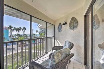Renovated Beach Nook with Lanai Steps From Gulf Florida