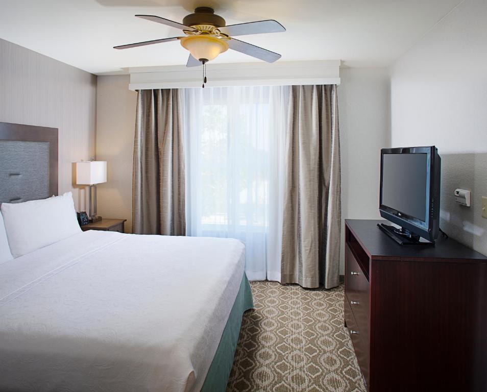 Homewood Suites by Hilton Carlsbad-North San Diego County - image 2