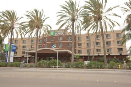 Holiday Inn Express San Diego South - Chula Vista an IHG Hotel
