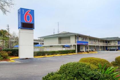 Motel 6-Charleston SC - South