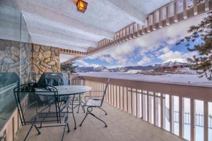 Stunning Lakefront Views - 2BR Condo - BBQ and Fireplace!