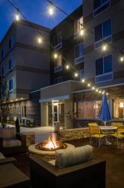 Fairfield Inn & Suites by Marriott Fayetteville North
