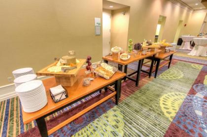 Holiday Inn Tampa Westshore - Airport Area an IHG Hotel - image 17