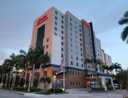 Hampton Inn & Suites Miami Airport South/Blue Lagoon in Miami Beach