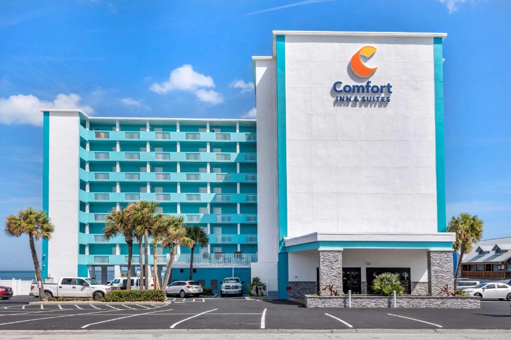 Comfort Inn & Suites Daytona Beach Oceanfront - main image