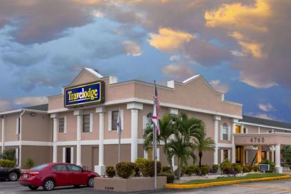 Travelodge by Wyndham Fort Myers in Fort Myers Beach