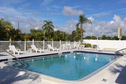 Sunshine Inn & Suites Venice Florida in Sarasota