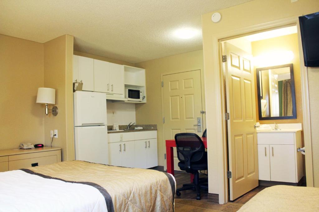 Extended Stay America Suites - Destin - US 98 - Emerald Coast Pkwy - image 5