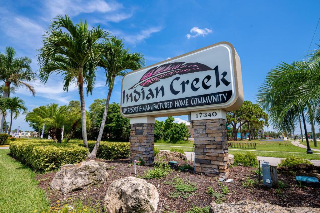 Indian Creek - main image