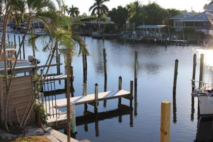 Latitude 26 Waterfront Boutique Resort - Fort Myers Beach - image 3