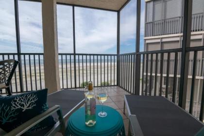 Point PELICAN - Your 5th Floor Beach Front Home Away From Home W Amazing Views! Fort Myers Beach