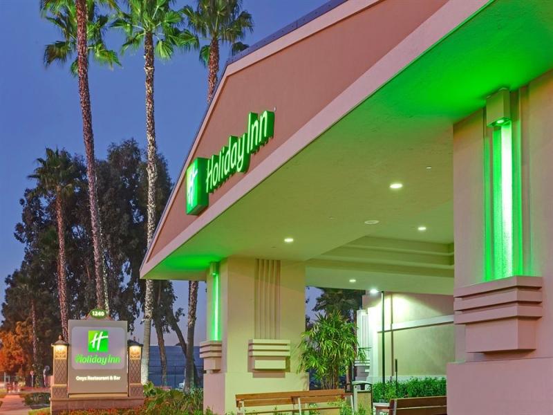 Holiday Inn Hotel & Suites Anaheim an IHG Hotel - main image