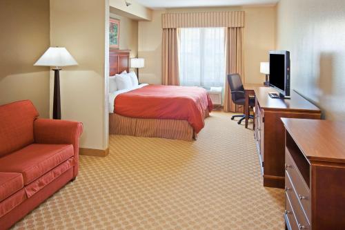 Country Inn & Suites by Radisson Knoxville West TN - image 4