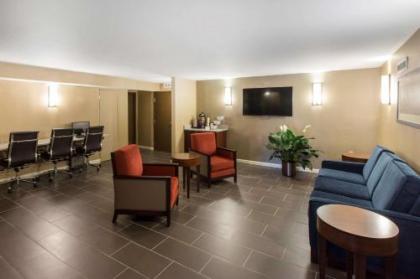 Comfort Inn & Suites Knoxville West - image 5