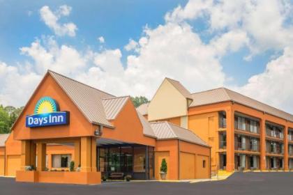 Days Inn by Wyndham Knoxville East Knoxville