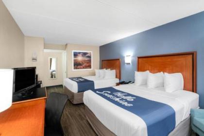 Days Inn by Wyndham Knoxville North - image 2