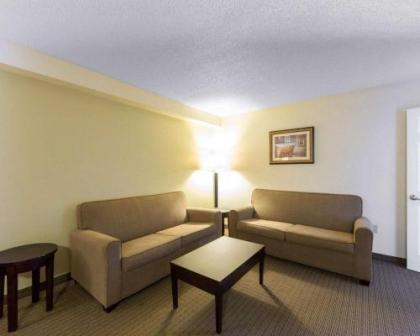 MainStay Suites Knoxville - image 3