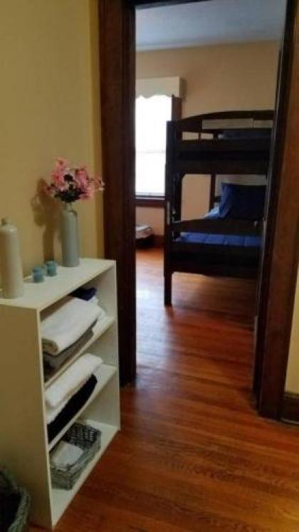 Quaint Apartment in Older East Knoxville - image 3