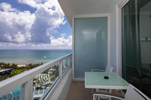 Miami Beach Tresor Private Luxury Suites - image 5