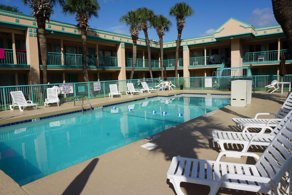Royal Palace Inn and Suites Myrtle Beach Ocean Blvd - main image