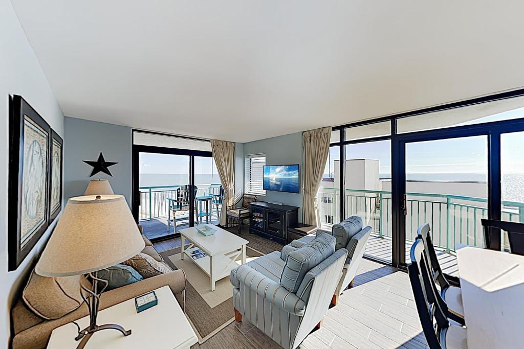 New Listing! All-Suite Oceanview Escape with Balcony condo - main image