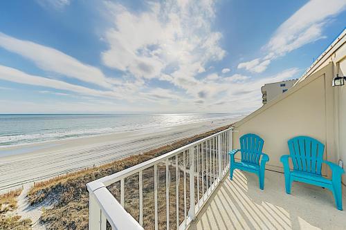 Oceanfront Crescent Sands Beach Condo with Pool condo - main image