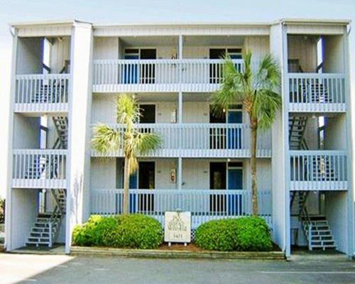 Charming Oceanfront Resort in North Myrtle Beach - main image