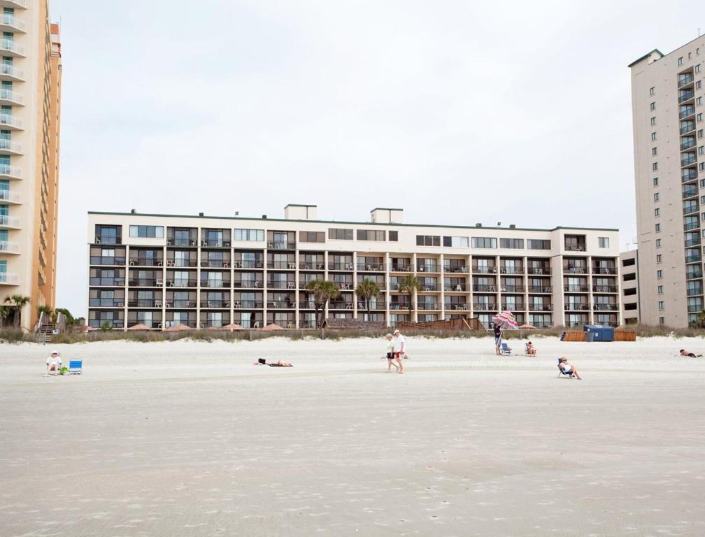 Family-Friendly Retreat North Myrtle Beach Resort Condos - image 3