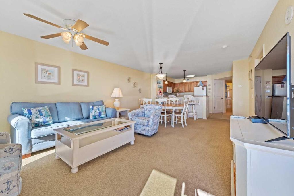 Tilghman Beach and Golf 8005 - Condo across the street from beach with access to outdoor pools - image 3
