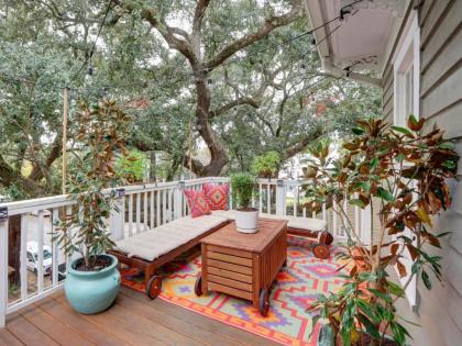 Heated Pool Access Flex Cancelation Luxe Forsyth Condo with Private Treetop Balcony Savannah