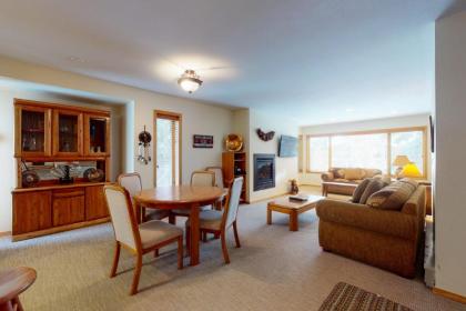 Spacious 2 Bedroom Condo with Spectacular Views & Underground Parking. Vail