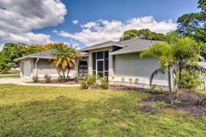 Venice Home with Lanai and Yard about 4 Mi to Beaches in Sarasota