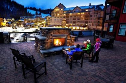 Base Village Ski In-Out Luxury Condo #4285 Huge Hot Tub & Great Views - FREE Activities & Equipment Rentals Daily - image 2
