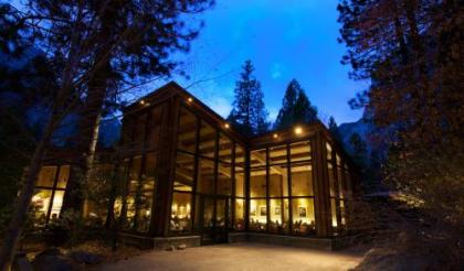 Yosemite Valley Lodge - image 5